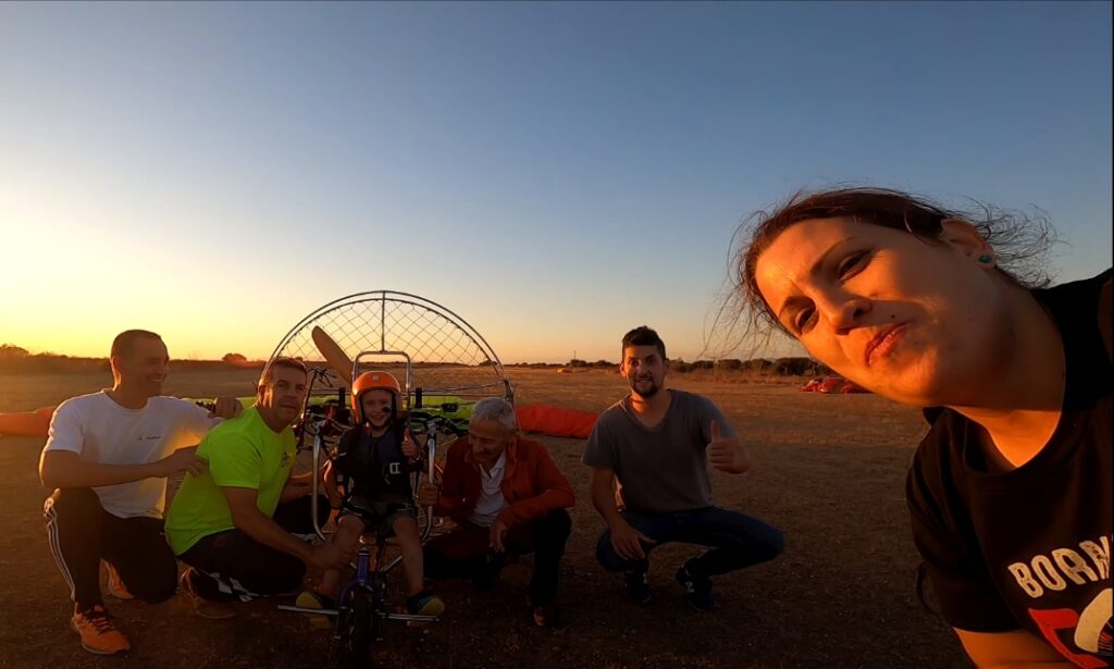 EricFly tras su primer vuelo en paramotor